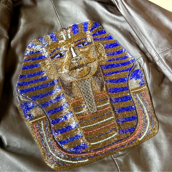 Rare!! Vintage Leather jacket with beaded Egyptian appliqué - Picture 2 of 6